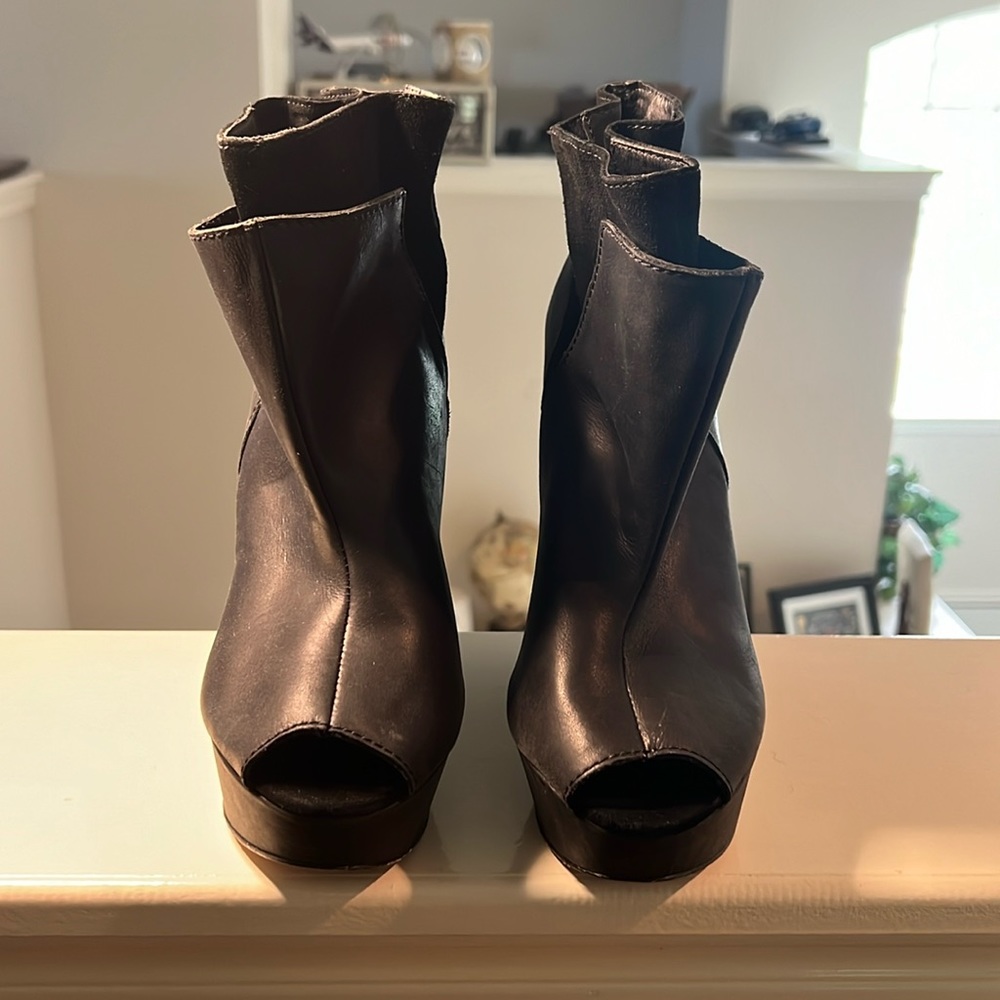 Joe’s jeans Corby booties